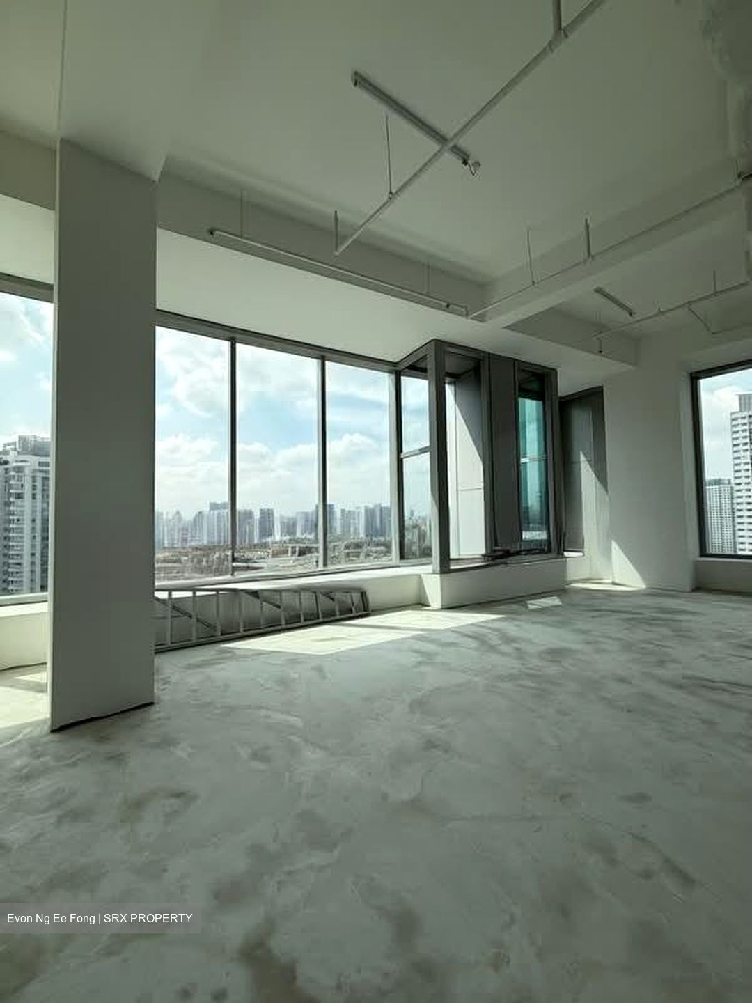Arc 380 (D8), Office #549380851